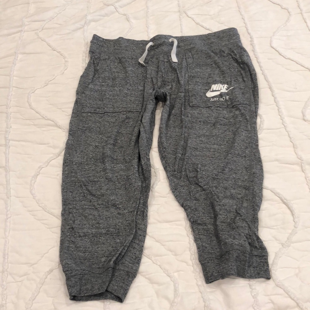 Nike crops